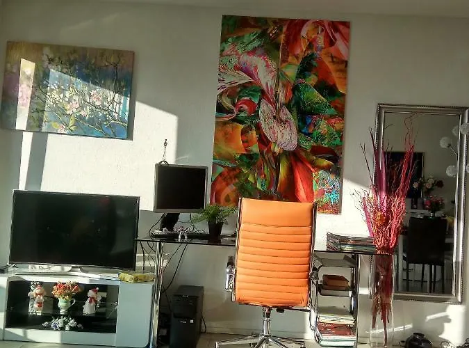 Swissart | View דירה